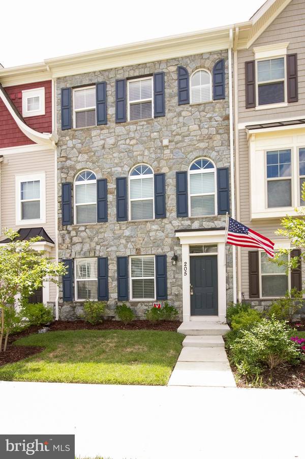 205 VANGUARD LN, Annapolis, MD 21401