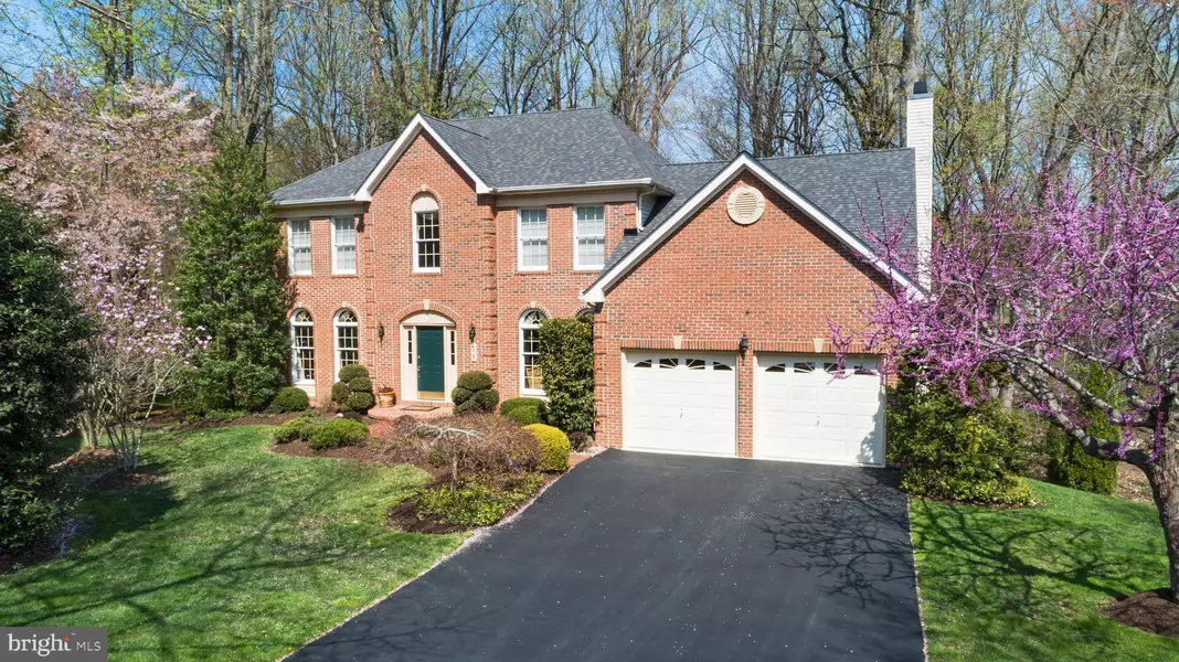 11 COLTS NECK CT, Edgewater, MD 21037