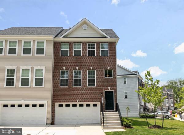 8142 VILLAGGIO DR, Millersville, MD 21108