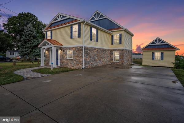 7532 ROCK CREEK WAY, Pasadena, MD 21122