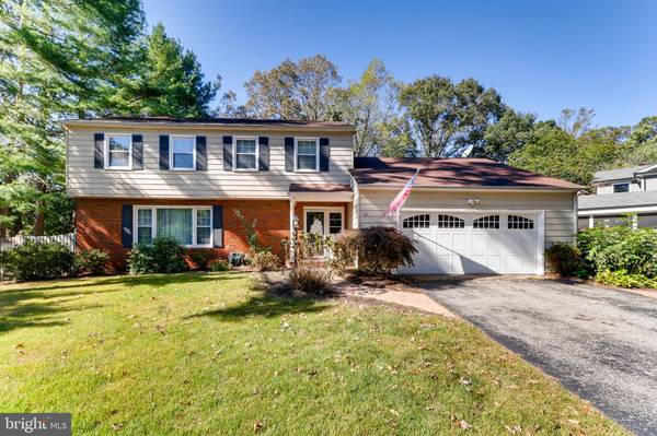 1-A SAINT IVES DR, Severna Park, MD 21146