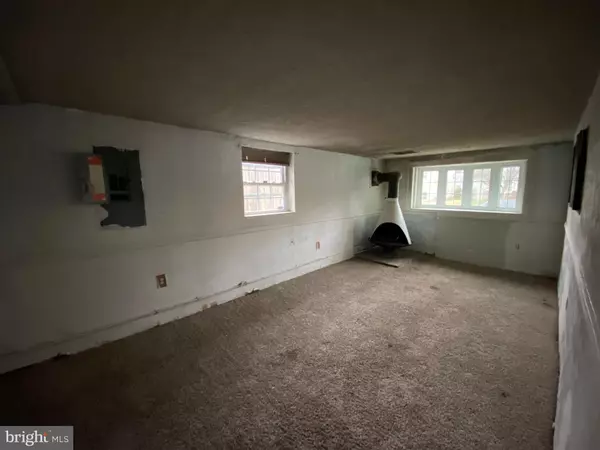 Glen Burnie, MD 21061,1042 GLENVILLA DR