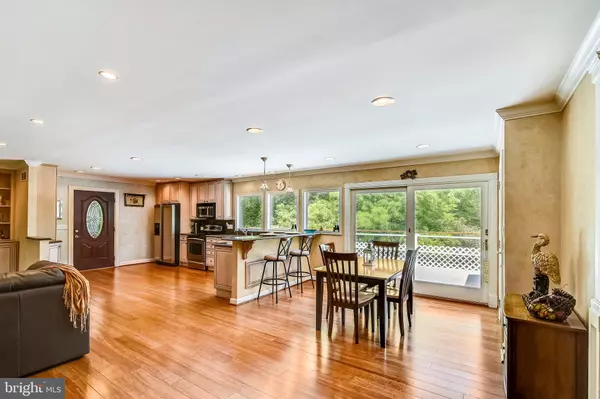 Annapolis, MD 21409,956 WOODLAND CIR