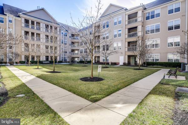 400 SYMPHONY CIR #216H, Cockeysville, MD 21030