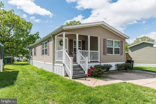 3501 HONEYSUCKLE LN, Middle River, MD 21220