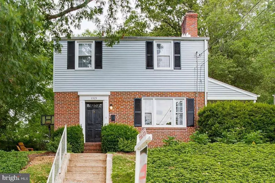 6523 LOCH HILL, Baltimore, MD 21239