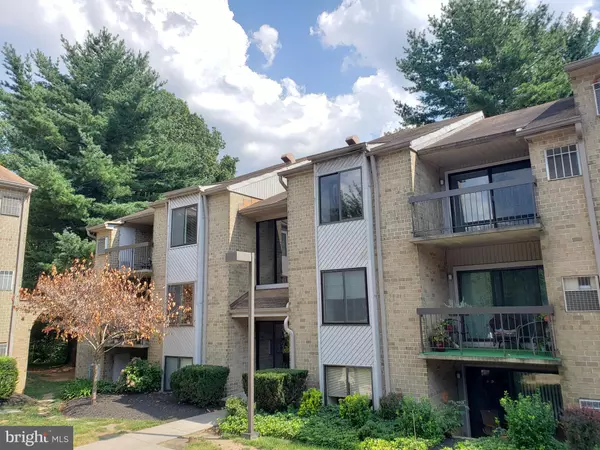 5 BAILIFFS CT #302, Lutherville Timonium, MD 21093