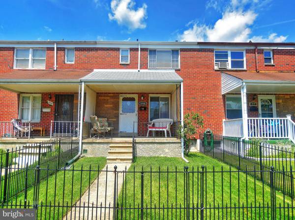 1038 FOXWOOD LN, Baltimore, MD 21221