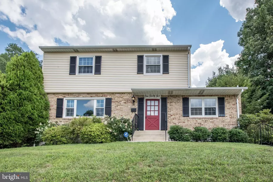 142 W CHESTNUT HILL LN, Reisterstown, MD 21136