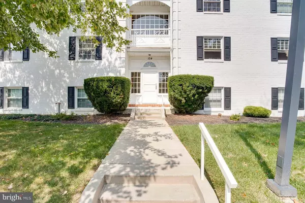 104 CASTLETOWN RD #201, Lutherville Timonium, MD 21093