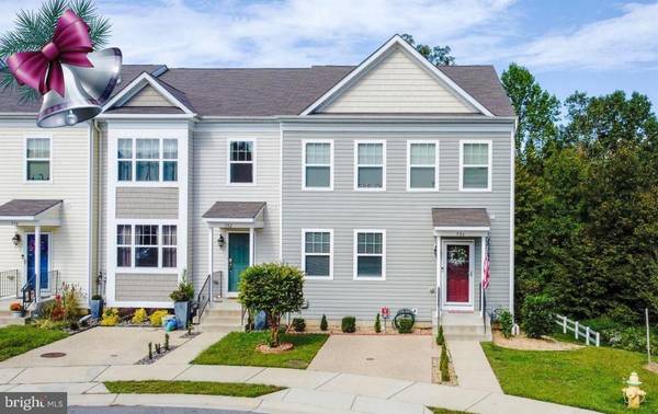 586 ENGLISH OAK LN, Prince Frederick, MD 20678