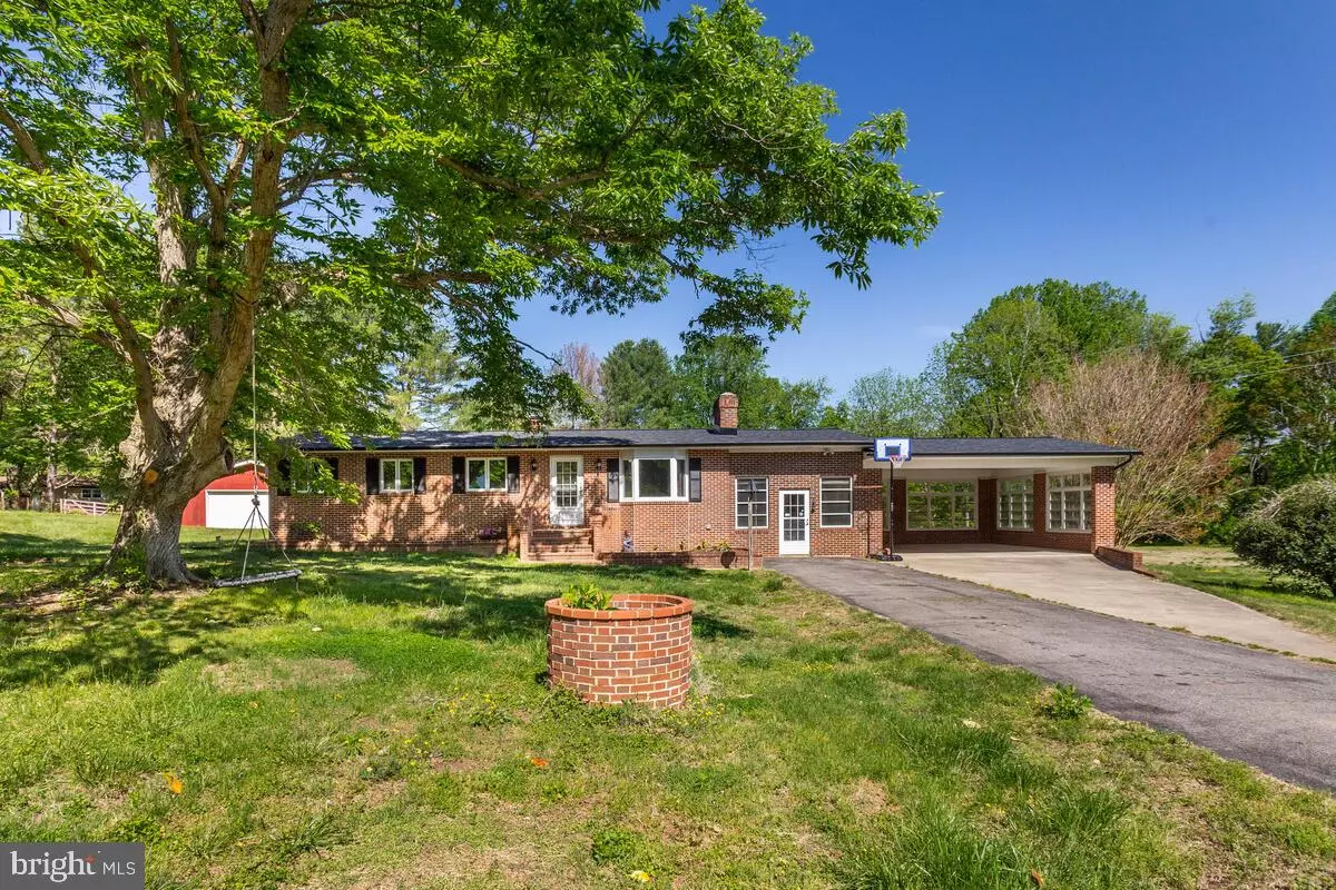 Huntingtown, MD 20639,5651 WARREN DR