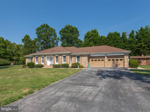 6655 HORSESHOE DR, La Plata, MD 20646