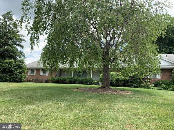 657 N DENTON DR, Westminster, MD 21157