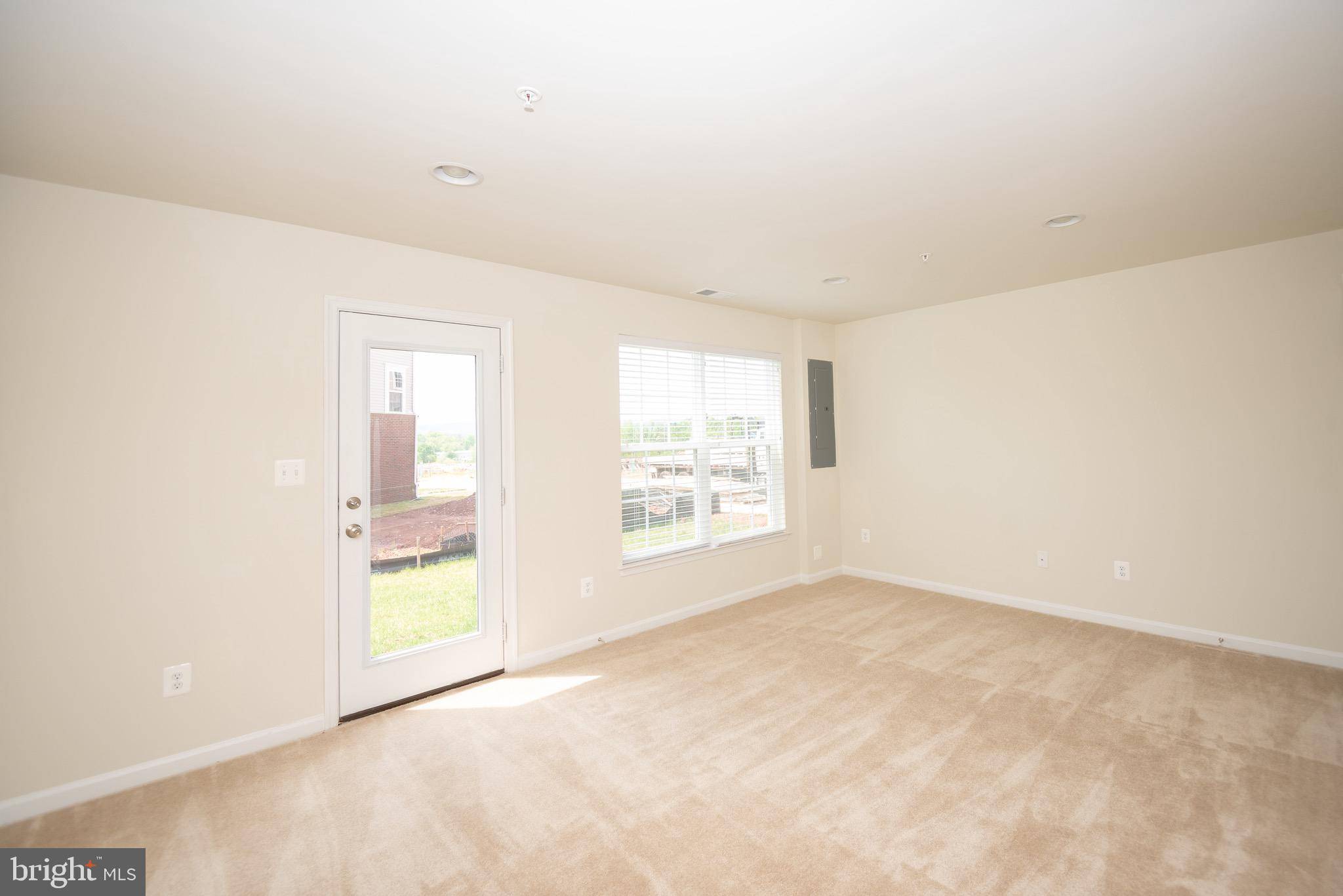 Frederick, MD 21703,5976 KRANTZ DR
