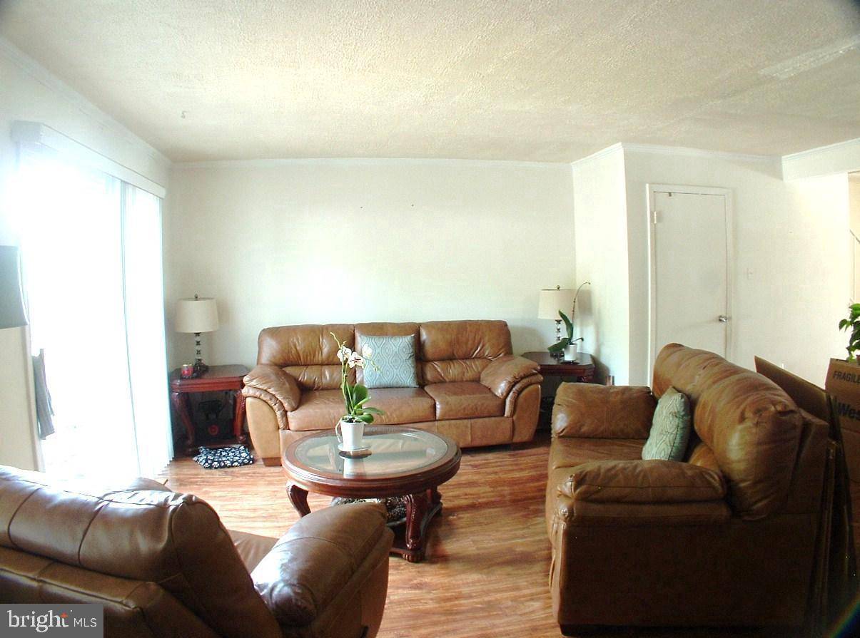 Frederick, MD 21703,3 COATS BRIDGE PL #1G