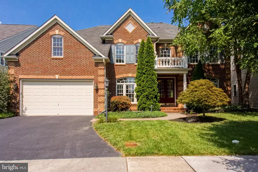 9709 ROYAL CREST CIR, Frederick, MD 21704