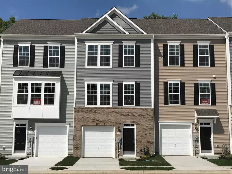 303 SPRING BANK WAY, Frederick, MD 21701