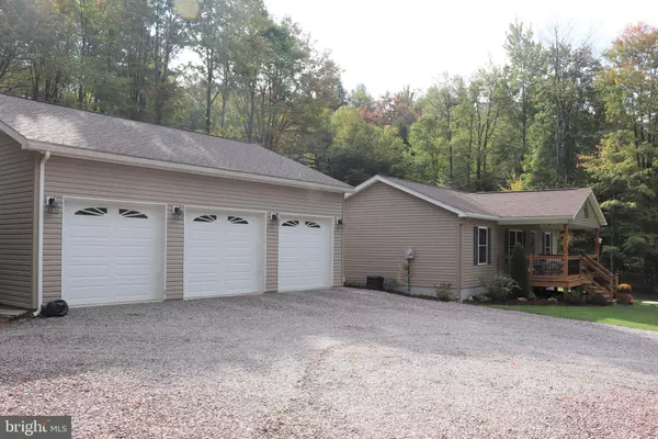 Grantsville, MD 21536,305 HEMLOCK MEADOW DR