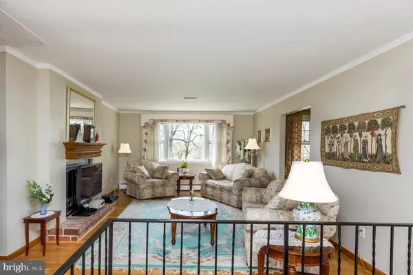 Ellicott City, MD 21043,8125 WOODLOO DR