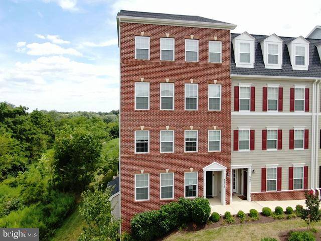 Ellicott City, MD 21043,5905 LOGANS WAY #1