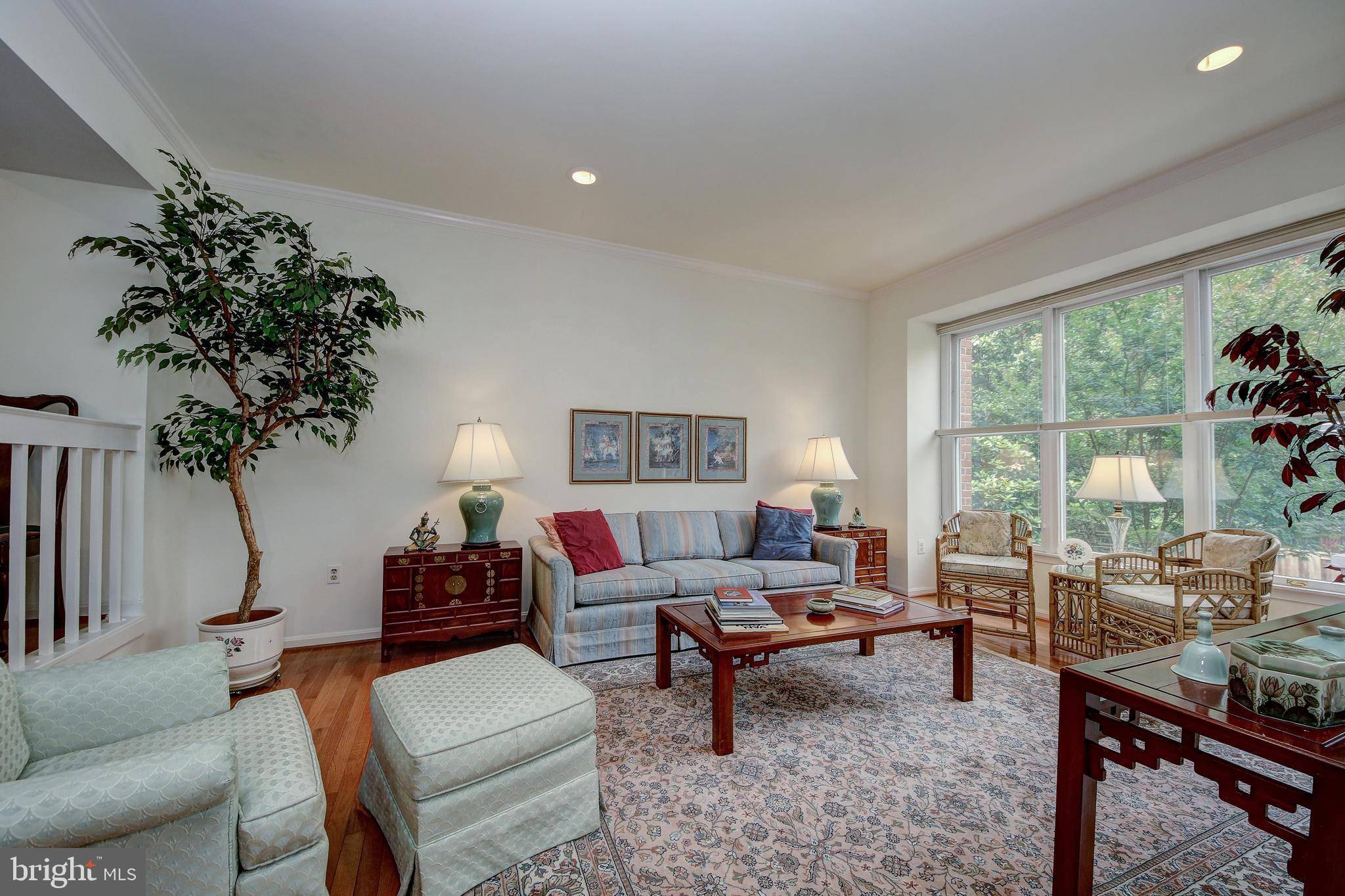 North Bethesda, MD 20852,4922 CLOISTER DR