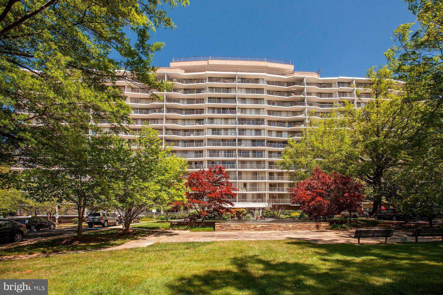 3333 UNIVERSITY BLVD W #501, Kensington, MD 20895