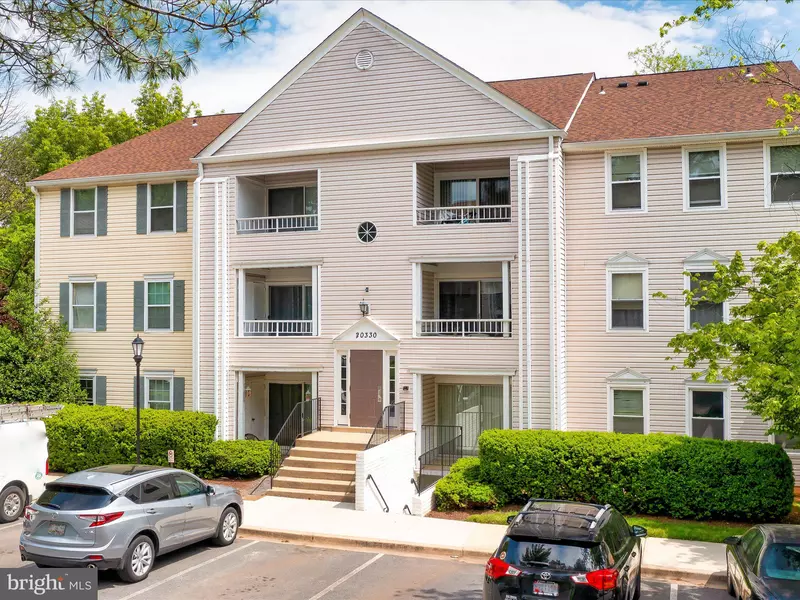 20330 BEACONFIELD TER #301, Germantown, MD 20874