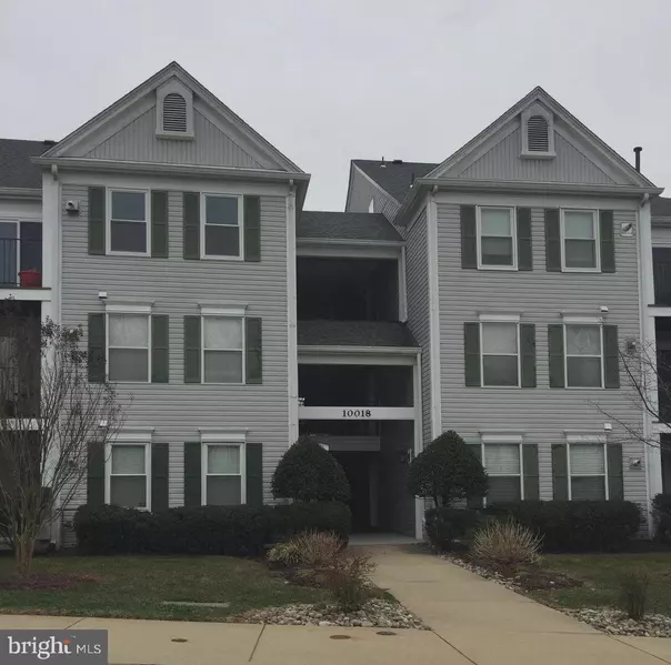 10018 VANDERBILT CIR #4, Rockville, MD 20850