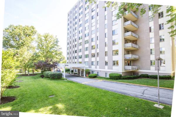 Bethesda, MD 20814,8315 N BROOK LN #2-403