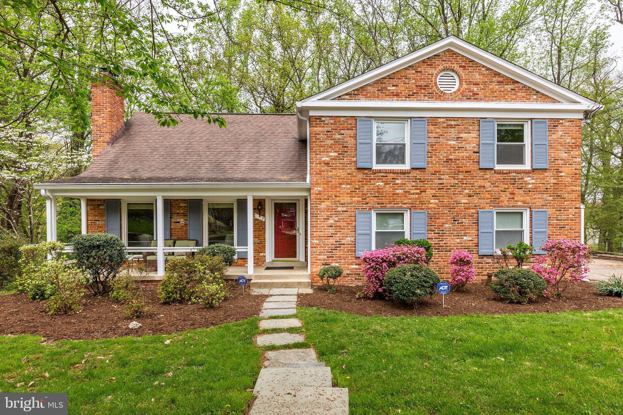 5 WINTERBERRY CT, Bethesda, MD 20817