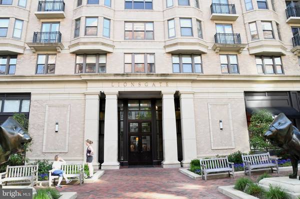 7710 WOODMONT AVE #302, Bethesda, MD 20814