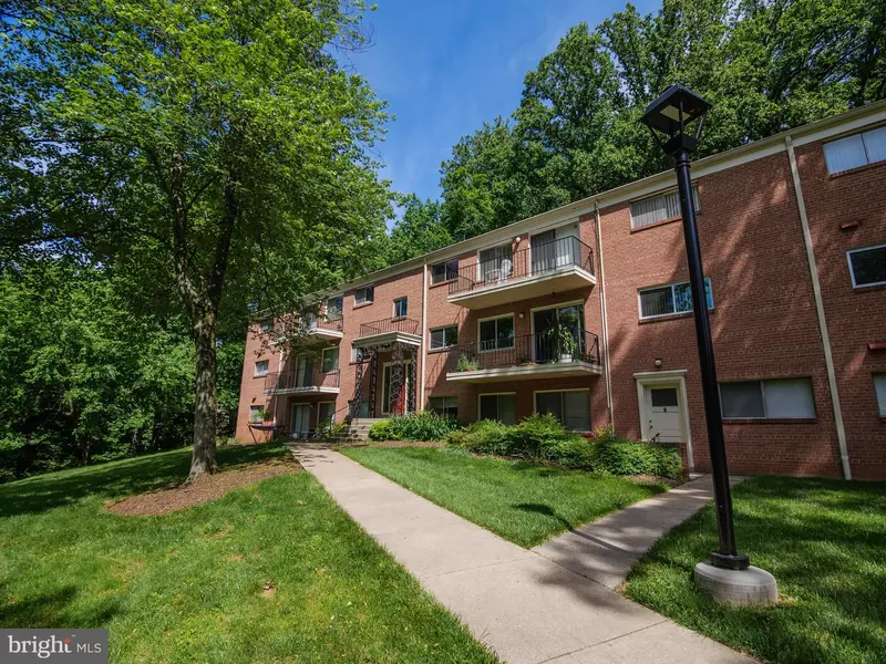 10684 WEYMOUTH ST #204, Bethesda, MD 20814