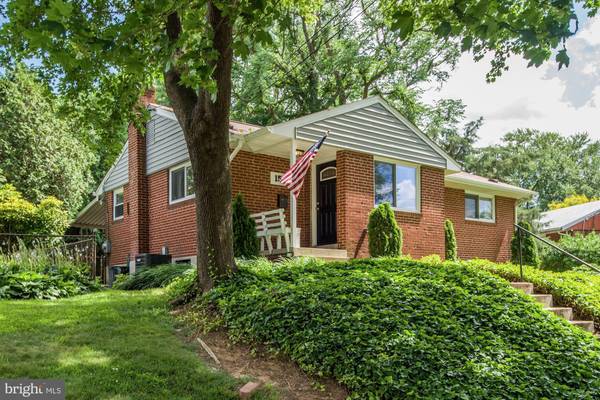 1505 THORNDEN RD, Rockville, MD 20851