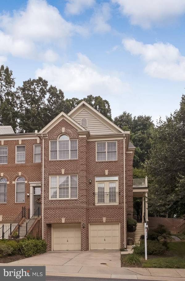 1039 GRAND OAK WAY, Rockville, MD 20852