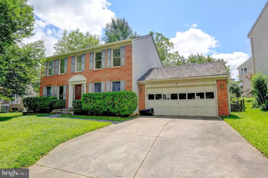 4 RED GRANITE CT, Gaithersburg, MD 20877