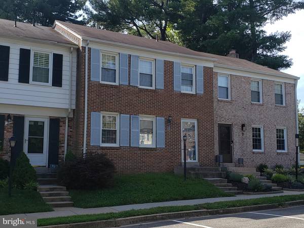 8 CHANTILLY CT, Rockville, MD 20850