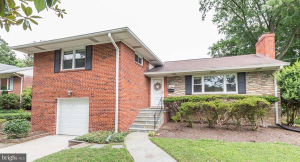 4511 TRAYMORE ST, Bethesda, MD 20814