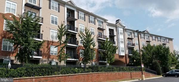 501 HUNGERFORD DR #311, Rockville, MD 20850