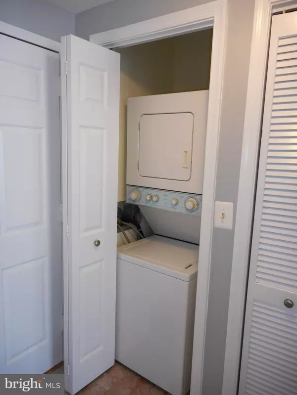 Rockville, MD 20850,24 COURTHOUSE SQ #211