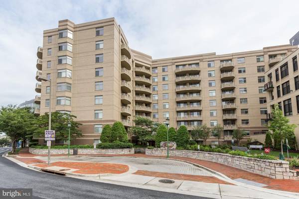 Bethesda, MD 20815,7111 WOODMONT AVE #304