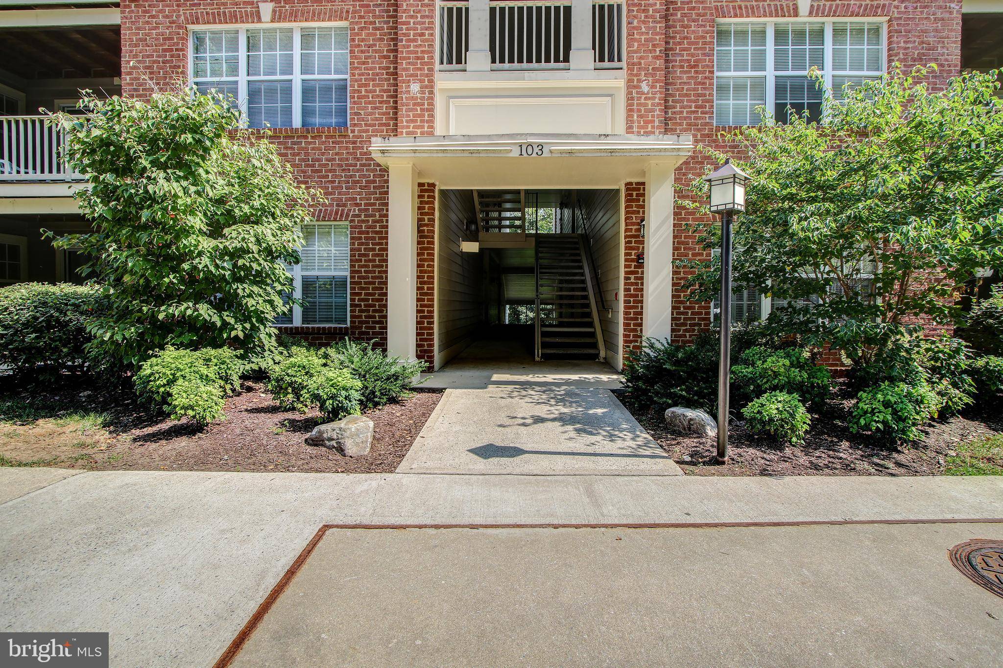 Gaithersburg, MD 20878,103 TIMBERBROOK LN #103