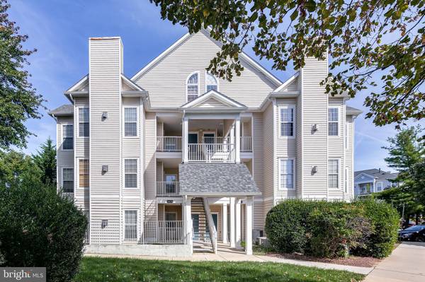 9808 FEATHERTREE TER #17, Montgomery Village, MD 20886