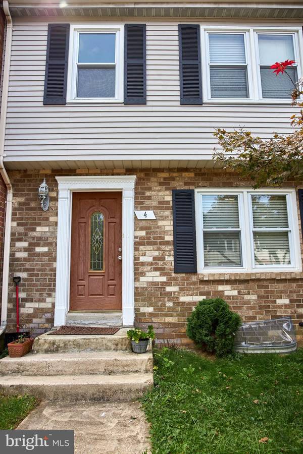 4 AUTUMN HILL WAY, Gaithersburg, MD 20877