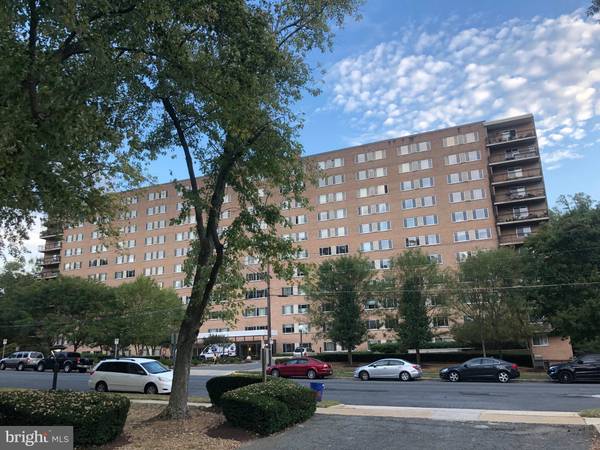 1900 LYTTONSVILLE RD #215, Silver Spring, MD 20910