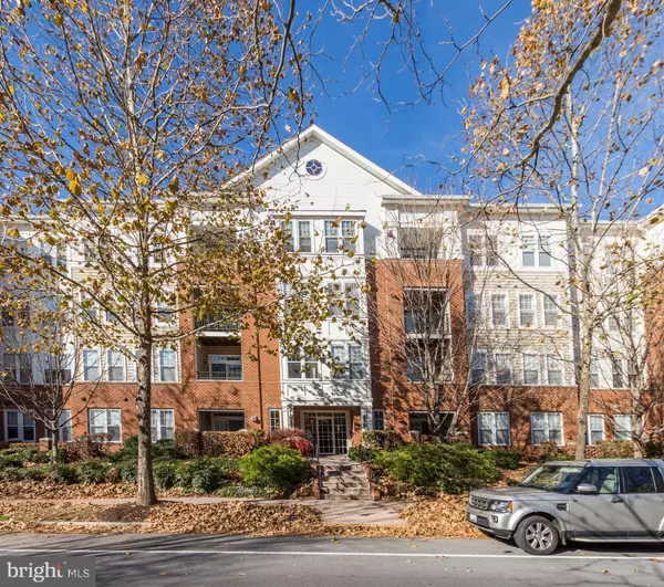 501 KING FARM BLVD #206, Rockville, MD 20850