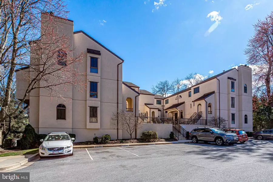 8909 BATTERY PL #30, Bethesda, MD 20814