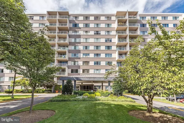 4977 BATTERY LN #1-412, Bethesda, MD 20814