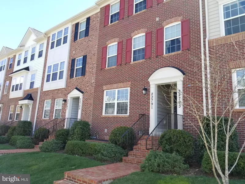 22791 AUTUMN BREEZE AVE #107, Clarksburg, MD 20871