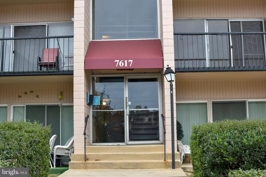 7617 FONTAINEBLEAU DR #2139, New Carrollton, MD 20784